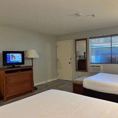 VIP Motel Parksville Buitenkant foto