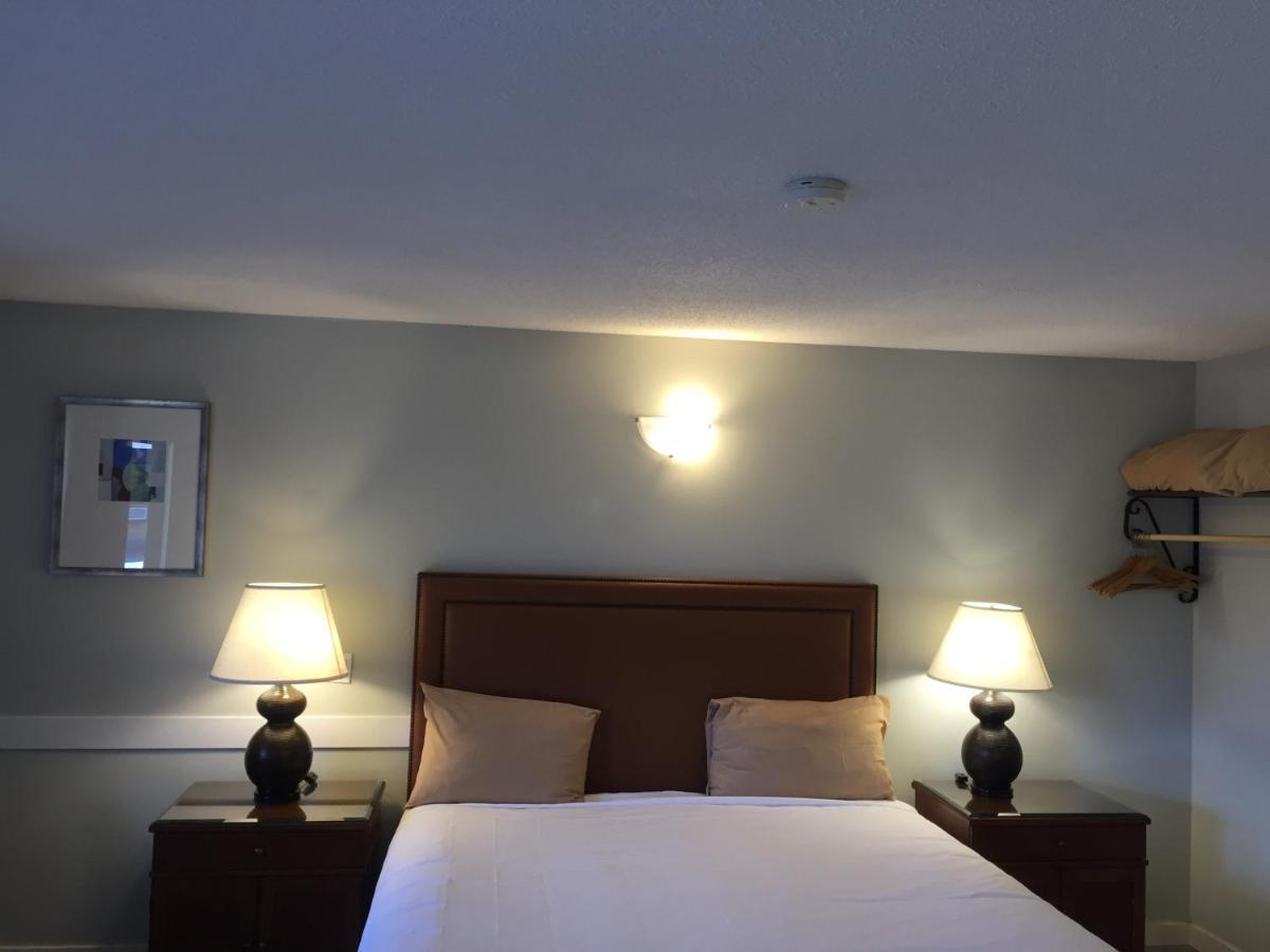 VIP Motel Parksville Buitenkant foto